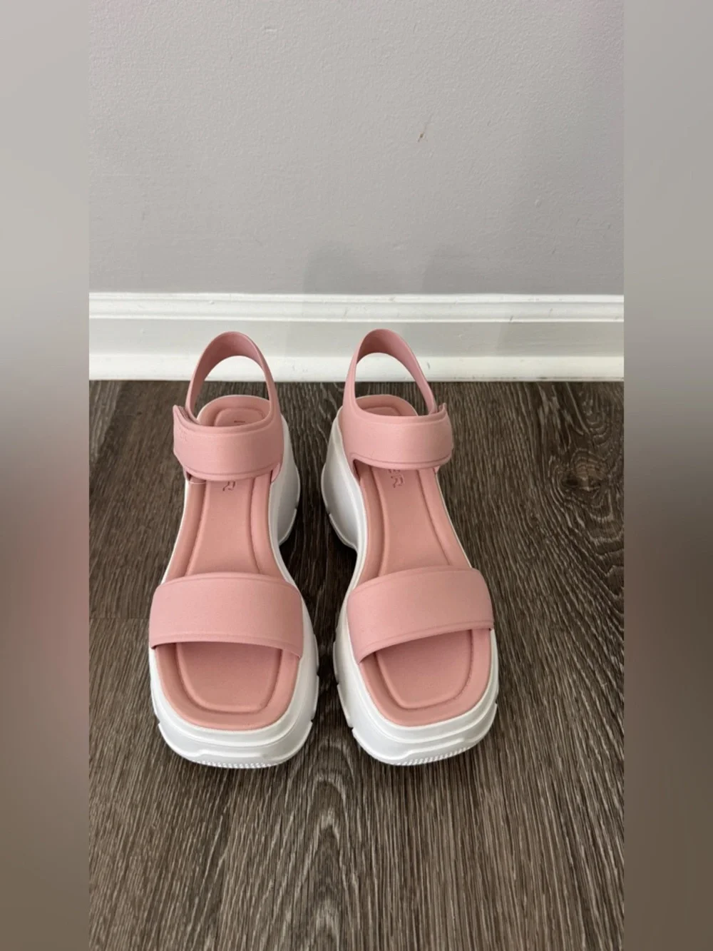 Hunter pink platform sandals